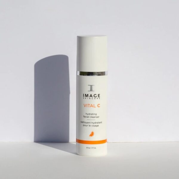 VITAL C hydrating facial cleanser - Image 2