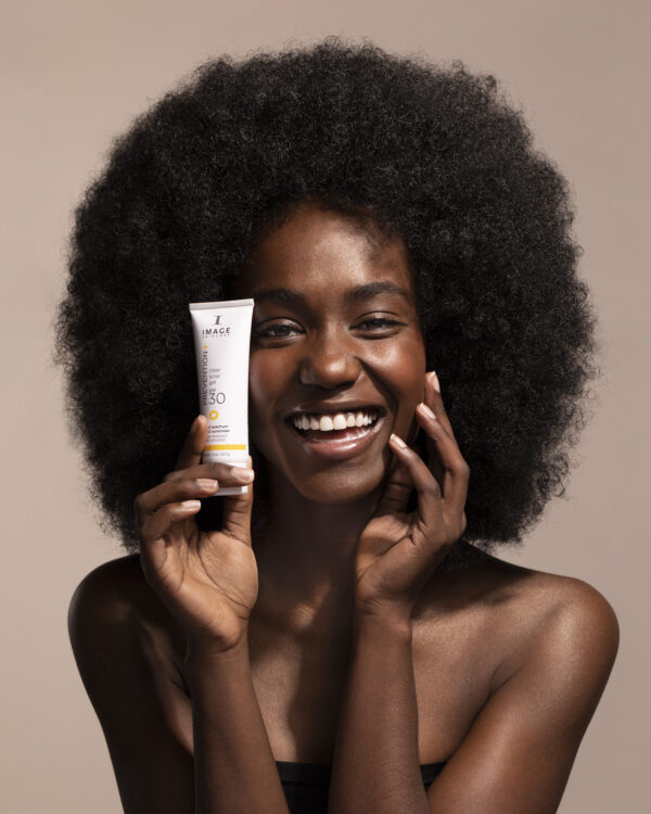 PREVENTION+ clear solar gel SPF30 - Image 4